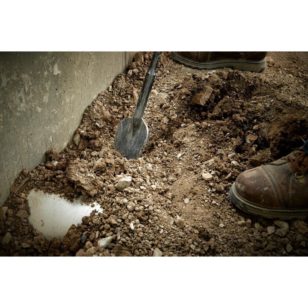 Milwaukee SDS-Max 4-1/4 in. x 16 in. Clay Spade 48-62-4094