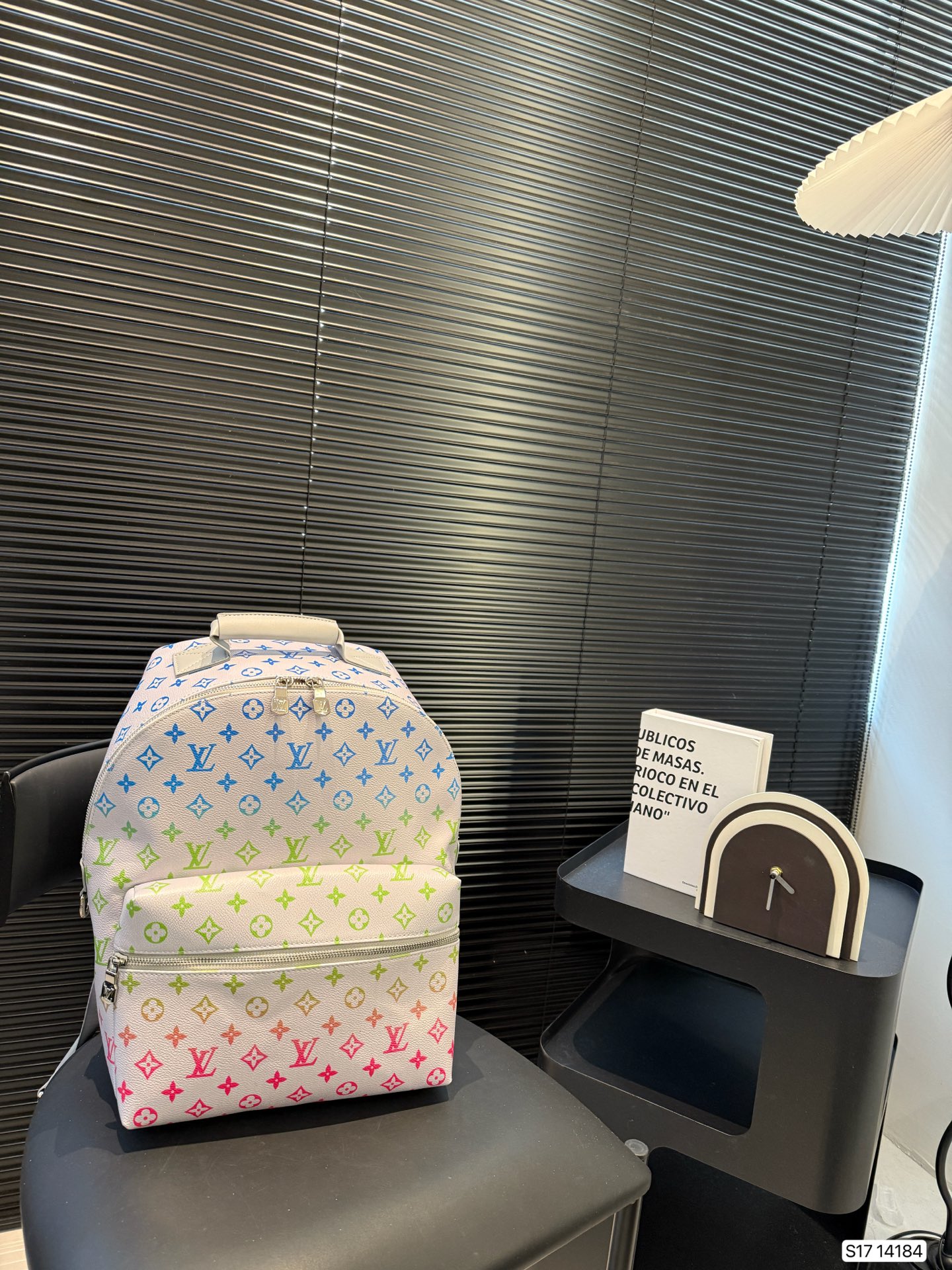 Lv backpack is wear-resistant practical and has large capacity - cnluxepick