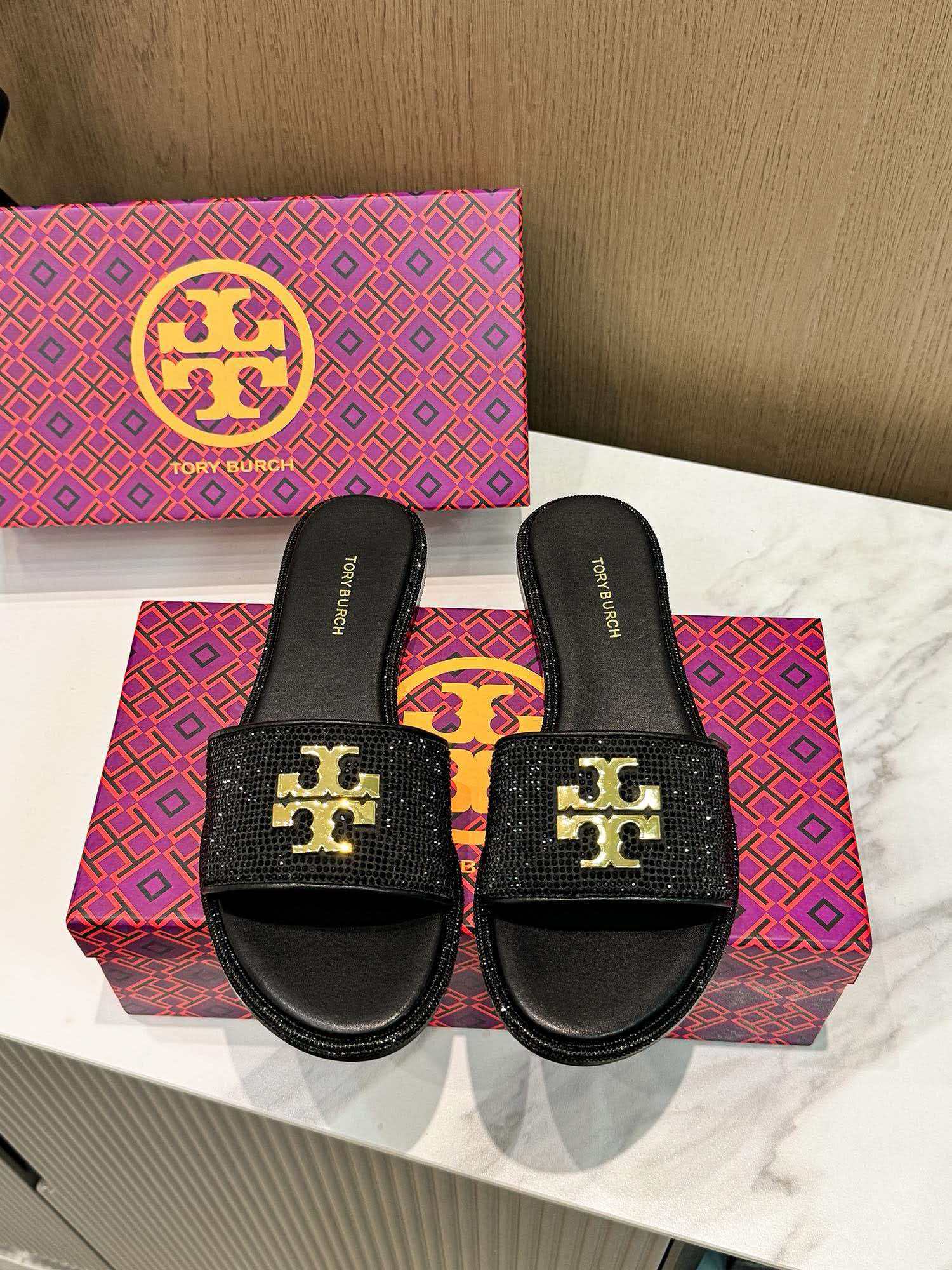 Tory Burch slippers - cnluxepick