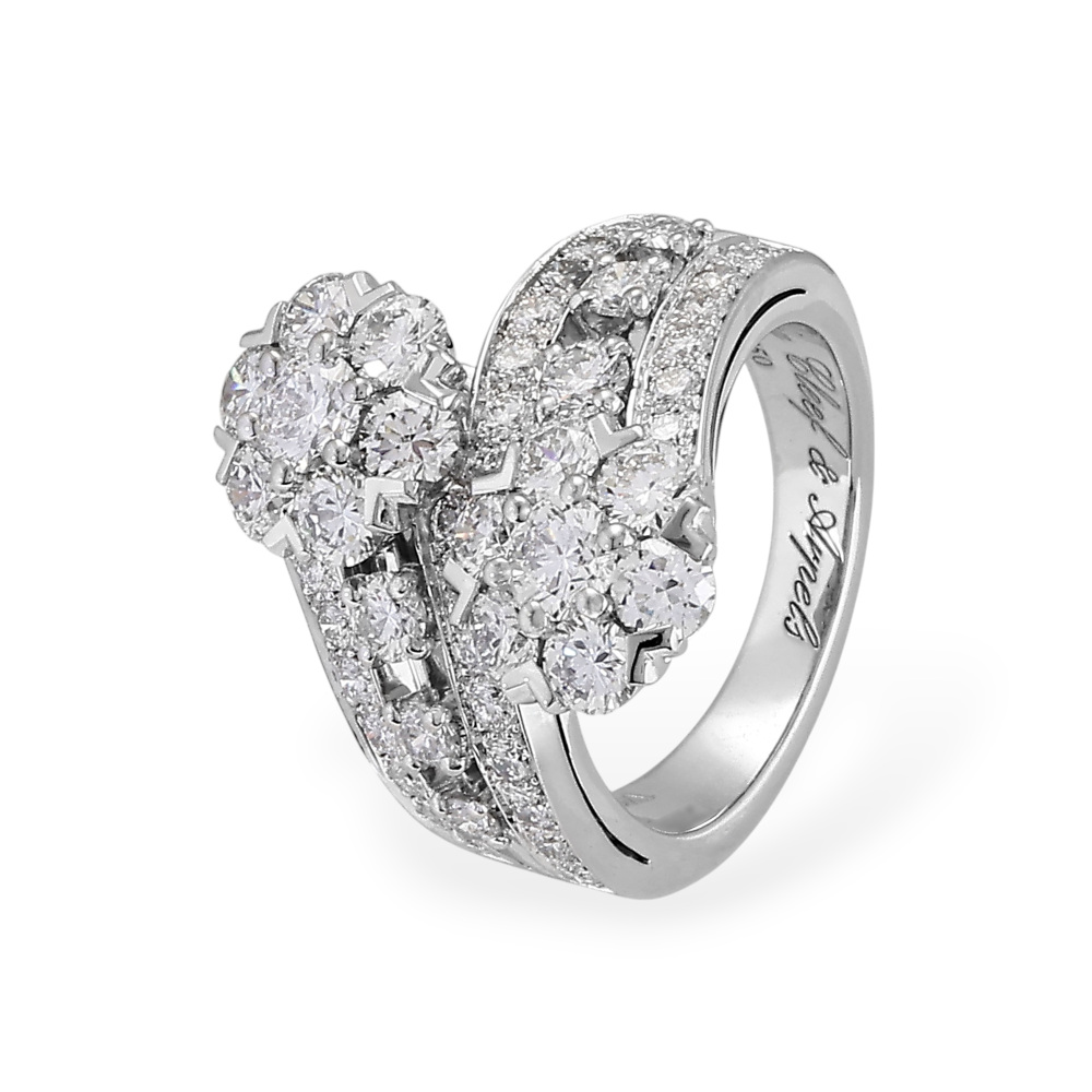 Van Cleef & Arpels Snowflake Ring Platinum Diamond VCARO3RG00