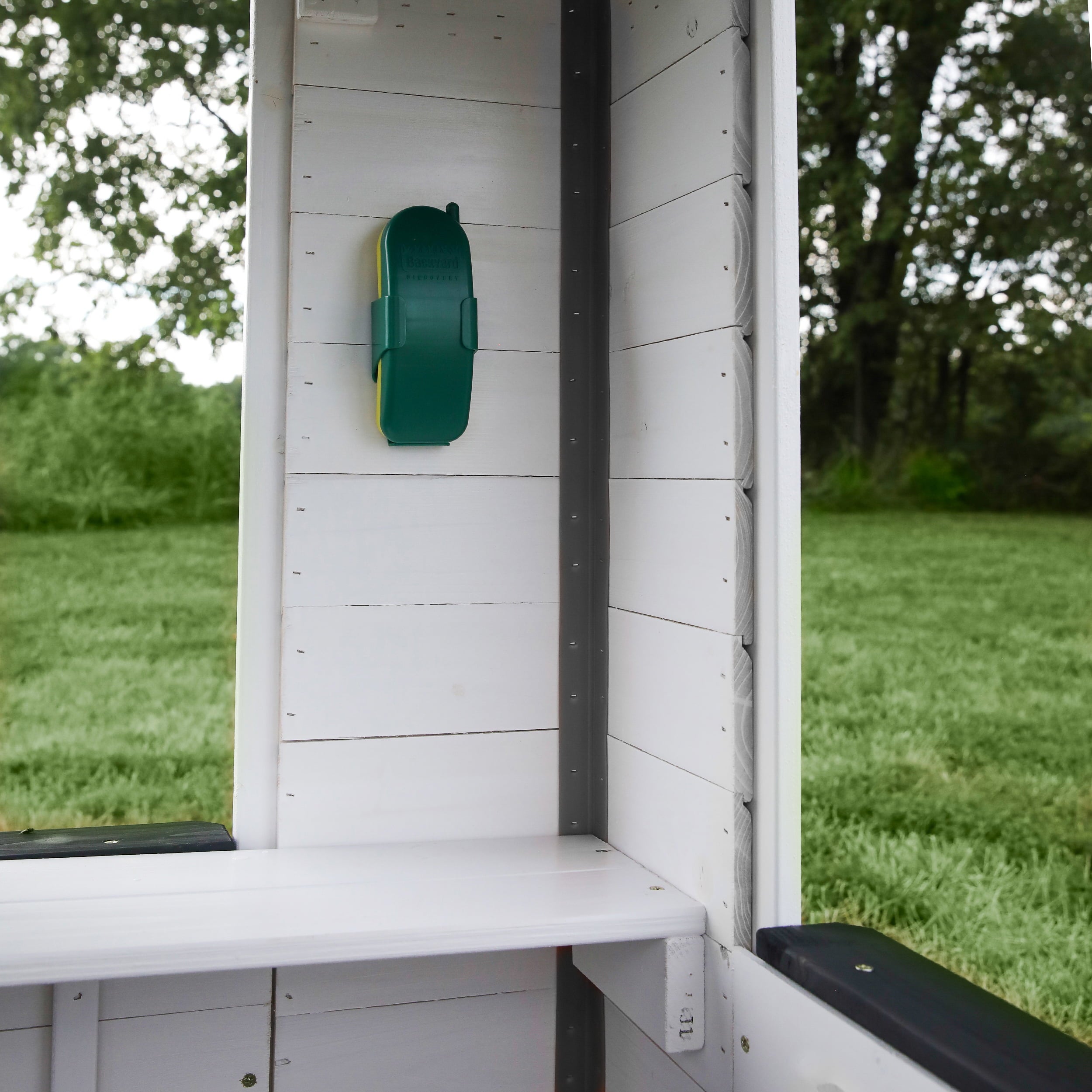 Backyard Discovery Sweetwater Playhouse – White