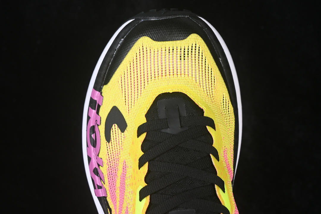 HOKA One One Mafate X