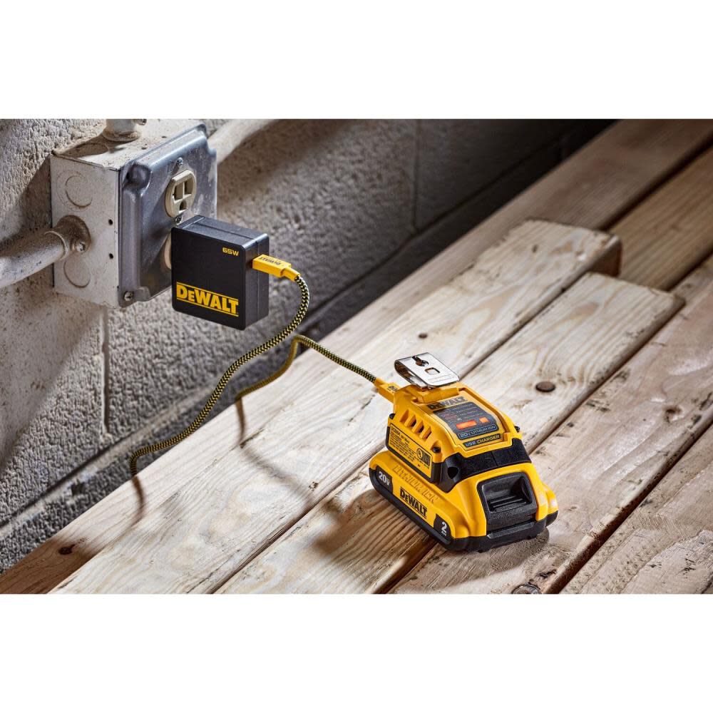 DEWALT 20V USB-C Charging Kit DCB094K