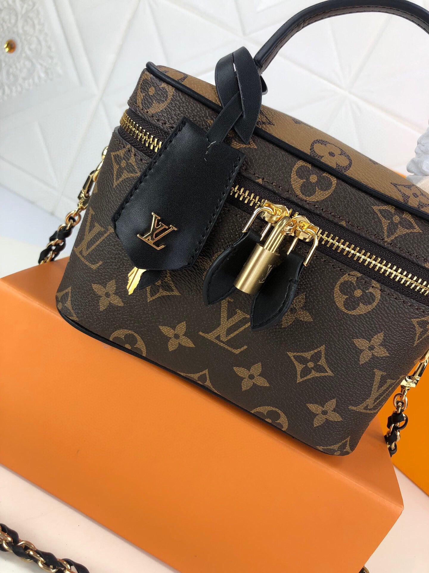 Louis Vuitton Monogram Vanity Pm M45165
