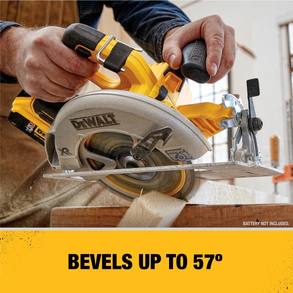 20V MAX 7 1/4″ Circular Saw and Lithium Ion Battery Starter Kit