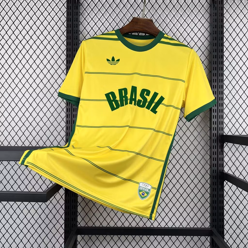 Brésil Maillot Foot Retro 1984€35.99