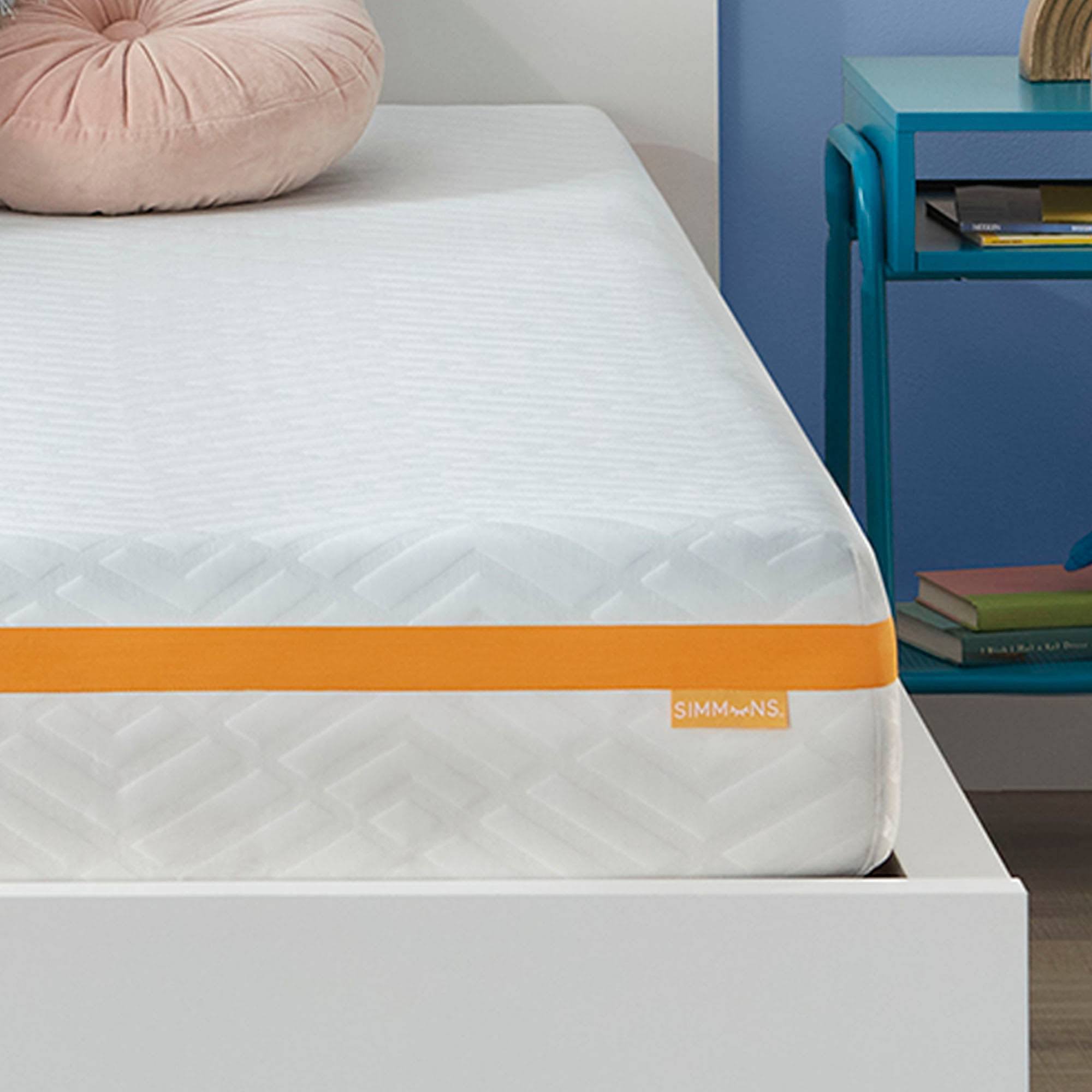 Simmons 10 in. Medium Memory Foam Tight Top Full Mattress