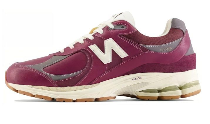 New Balance 2002R Vintage Leather Pack - Burgundy M2002RVH Casual Running Shoes