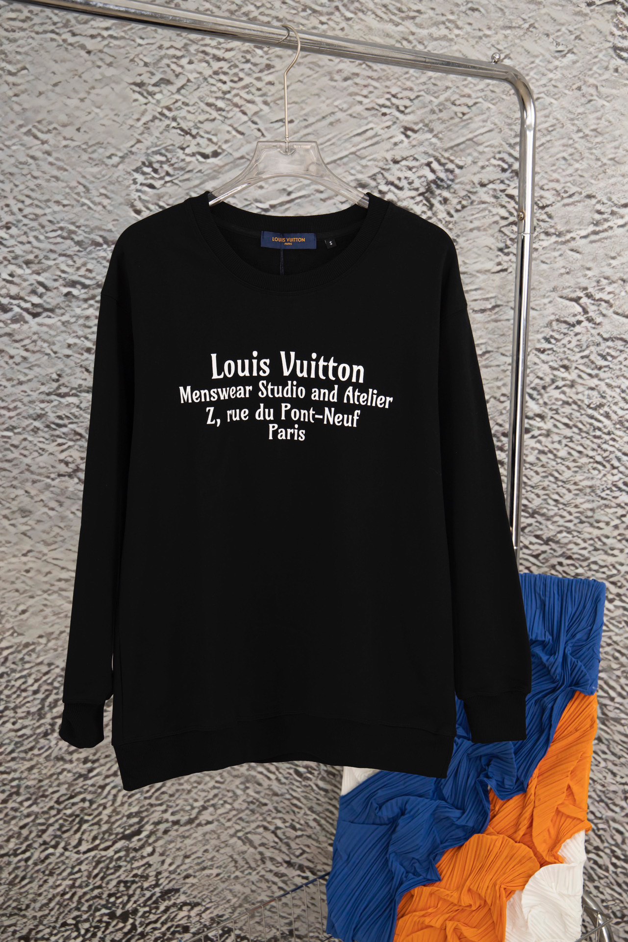 LV large Logo printed crew neck hoodie - cnluxepick