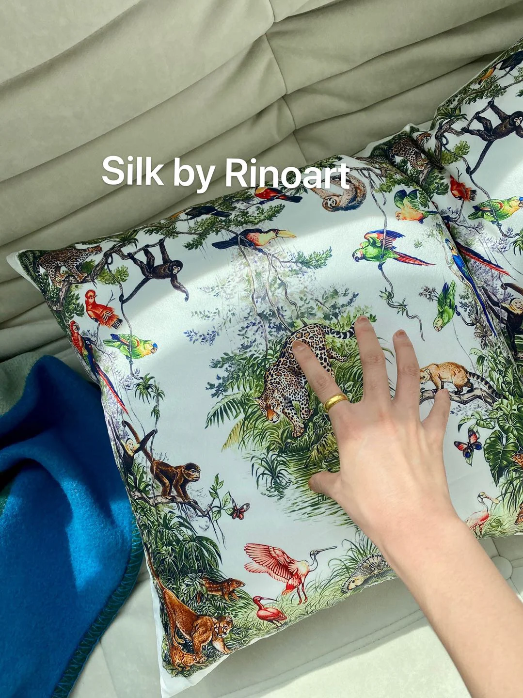 BD016 - Jungle Pillow: Removable Washable Core, Office Nap