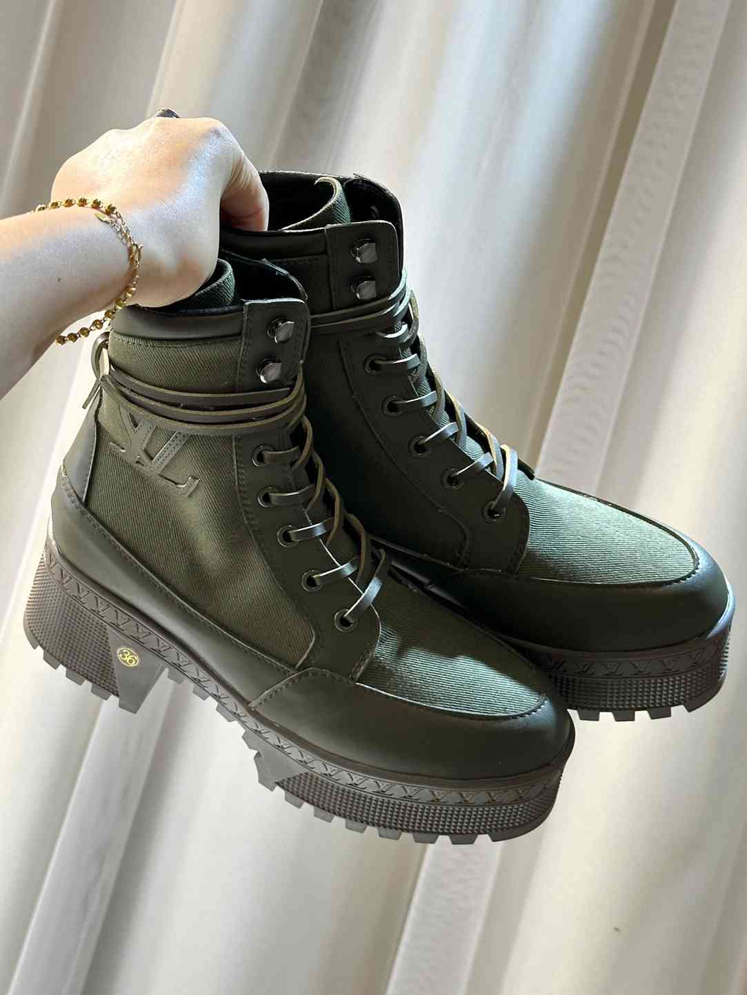 Louis Vuitton Laureate Platform Desert Boot Kaki Green 1Ac7S9