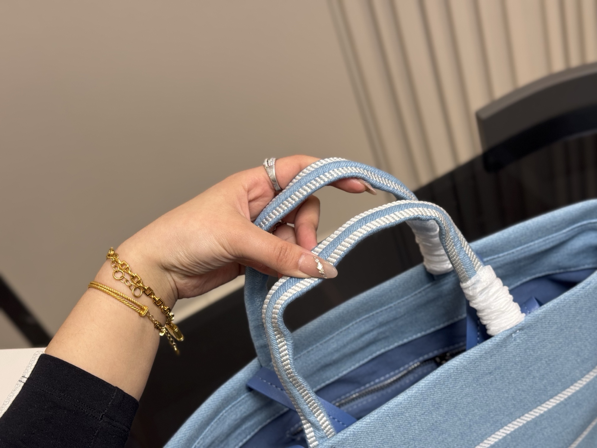 Chanel denim beach bag - cnluxepick