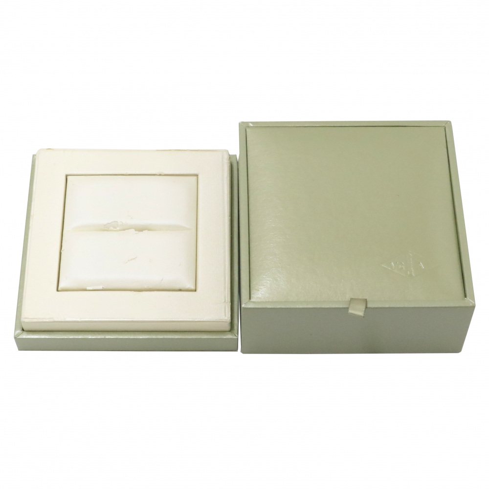Van Cleef & Arpels Socrates #49 Ring 18K White Gold Diamond