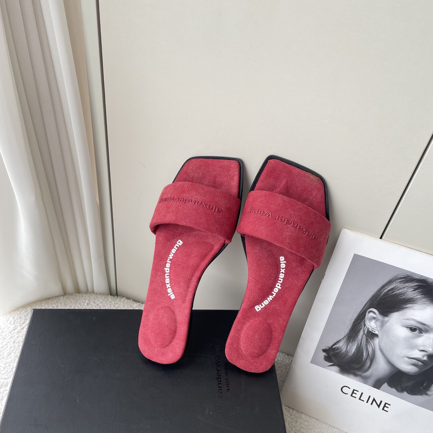 Alexander Lettering Flat Slippers - cnluxepick