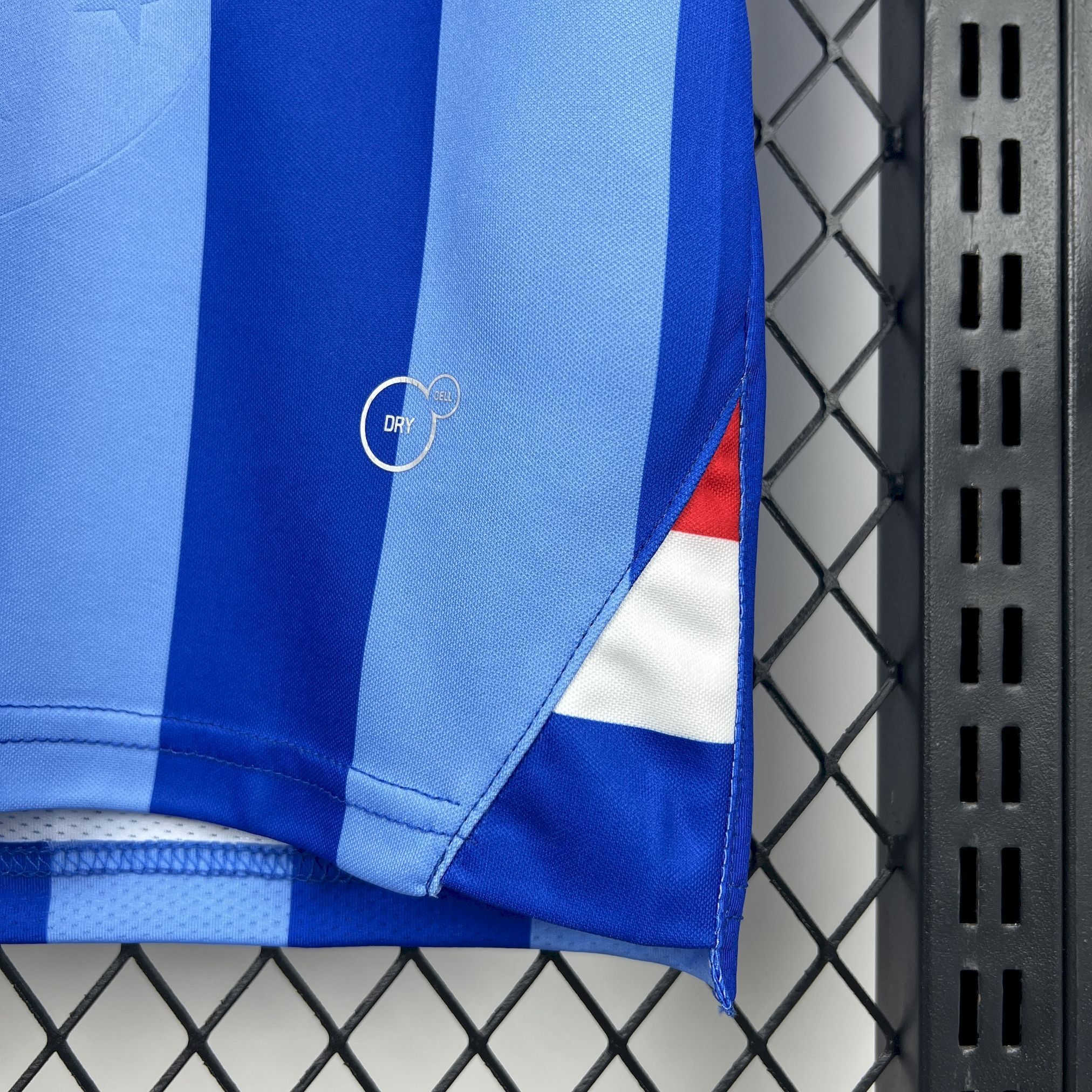 Retro Chivas 2017/18 110th Anniversary Jeresy