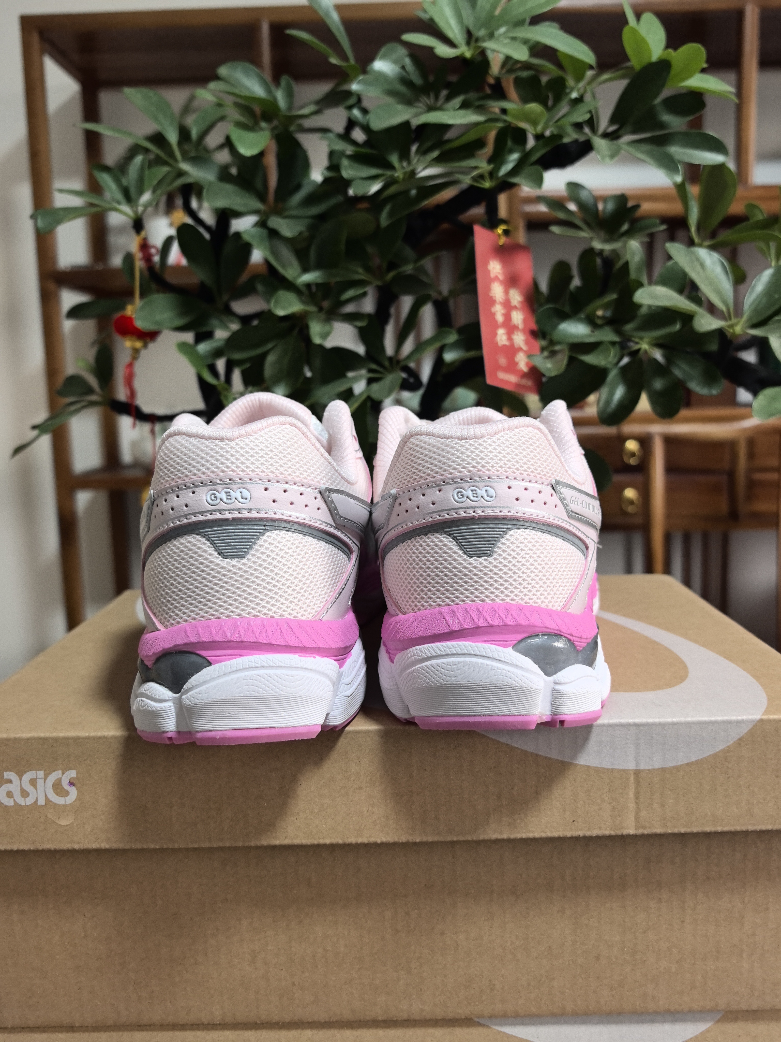 ASICS Gel-Cumulus 16 White Silver Pink