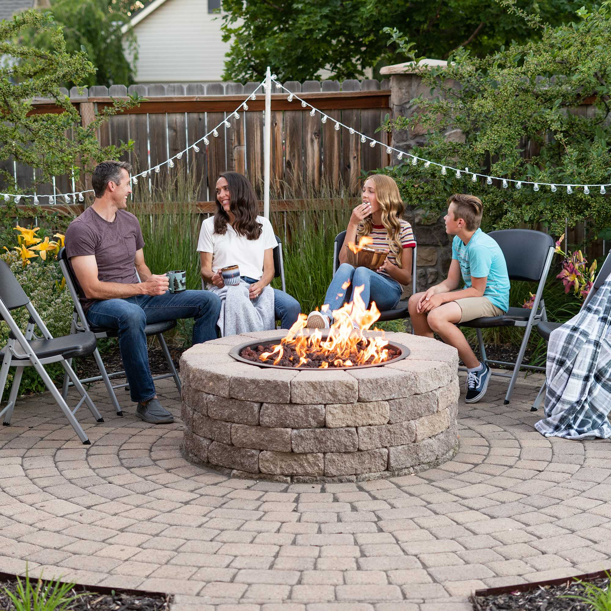 Lifetime Classic Folding Chair – 6 Pk (Commercial)
