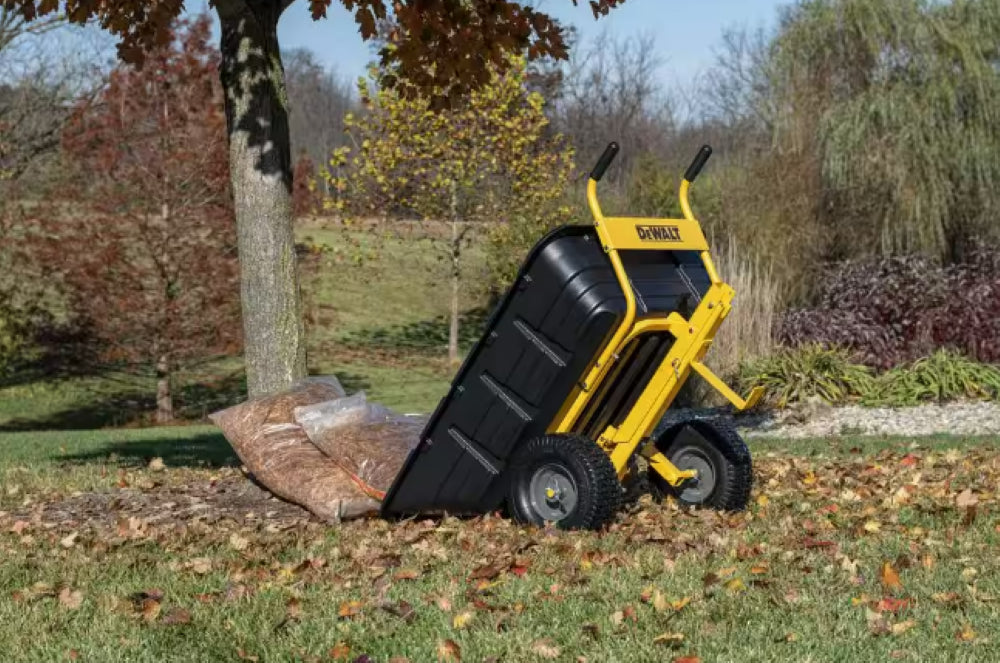 DEWALT Combo Towable Cart Wheelbarrow 800lb/10 Cu Ft DXTB0573