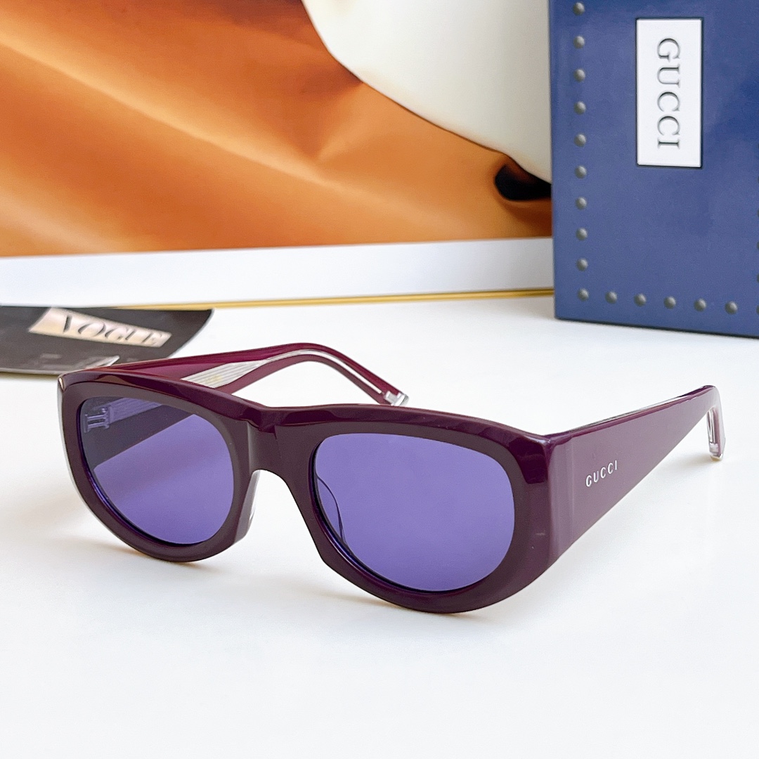Gucci thick-frame sunglasses - cnluxepick