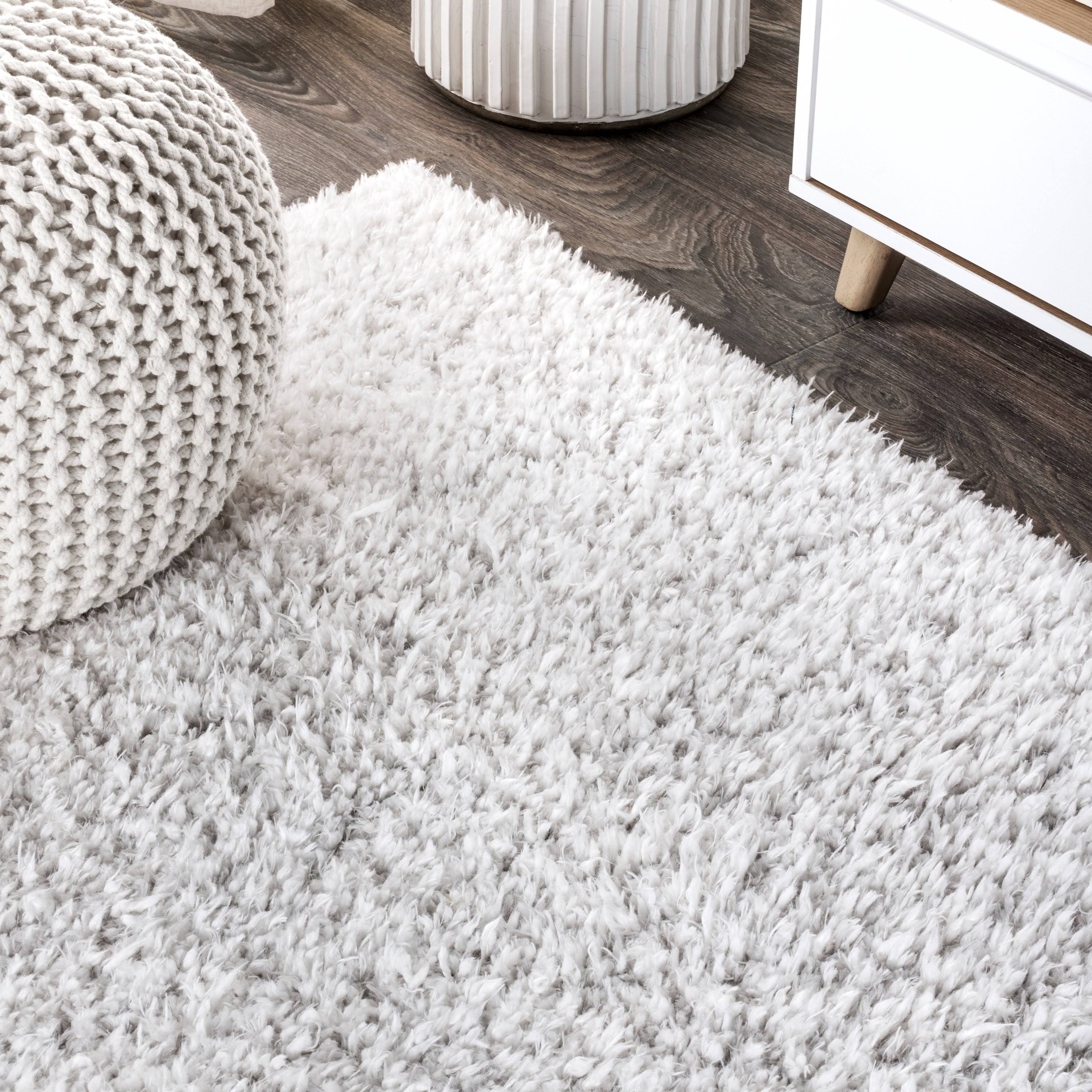 Jonathan Y Lighting Ala102-28 Alaska Shag 2-1/4& x 8& Shag Polyester Solid Runner, Gray