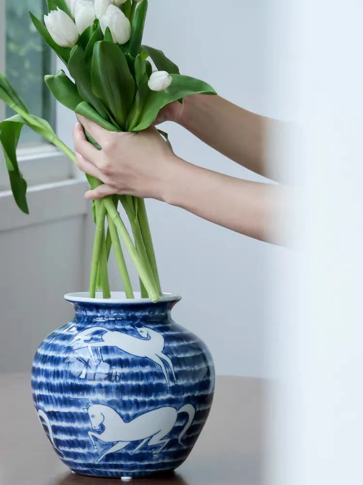 DC097 - Oriental Paris Blue and White Porcelain Grisaille Hand-painted Ink Blue 