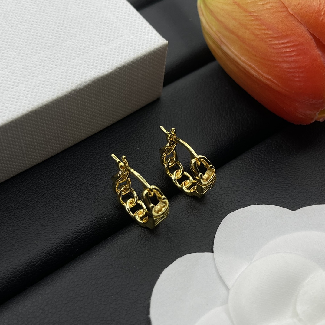 celine fashion earrings - cnluxepick
