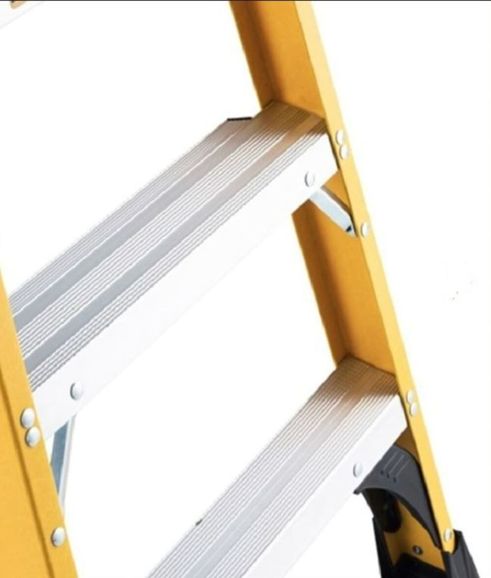 DEWALT Stepladder 500lb Rated FG 6′ DXL3810-06