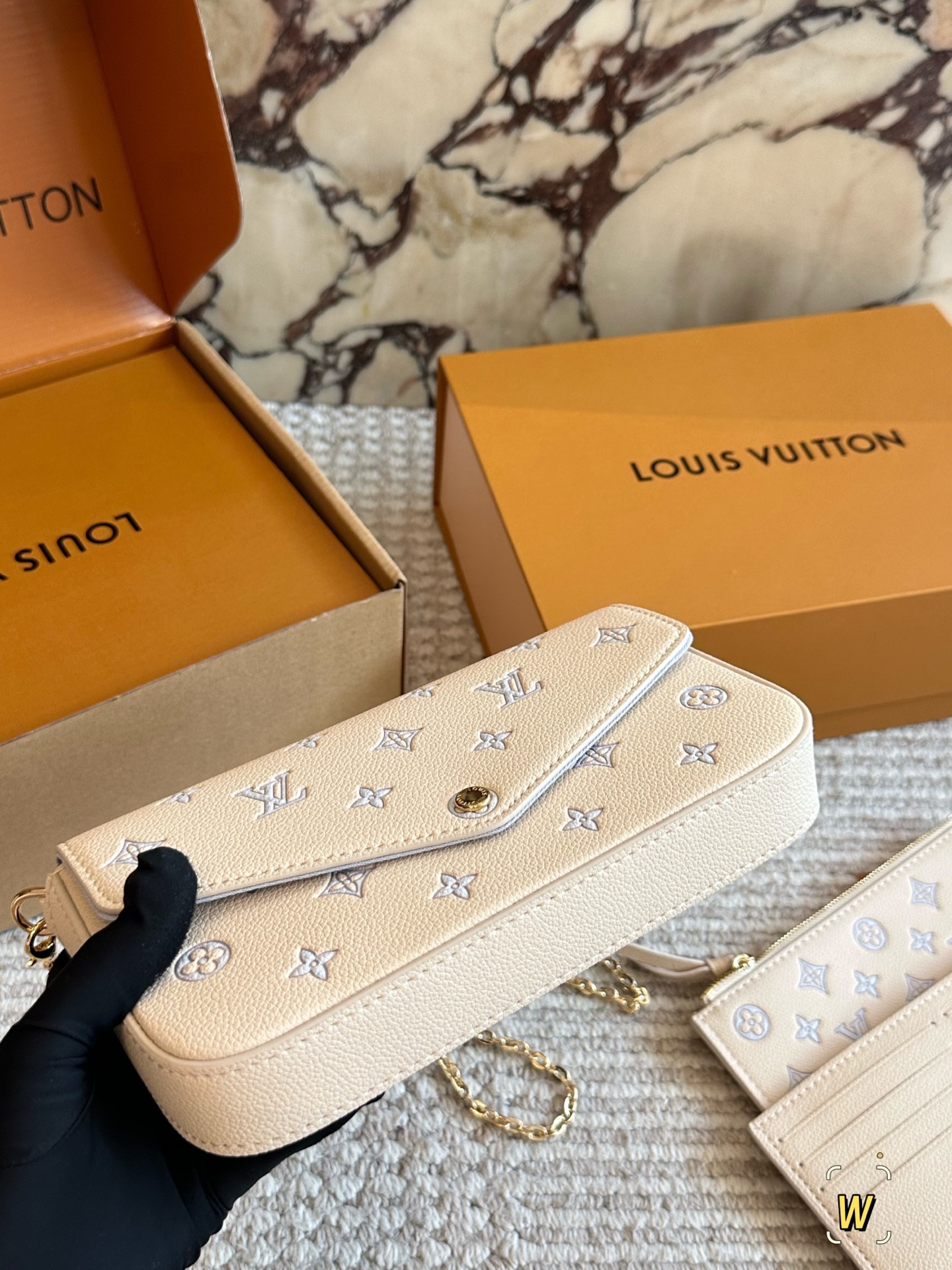 LV POCHETTE FÉLICIE Detachable Metal Chain Bag - cnluxepick