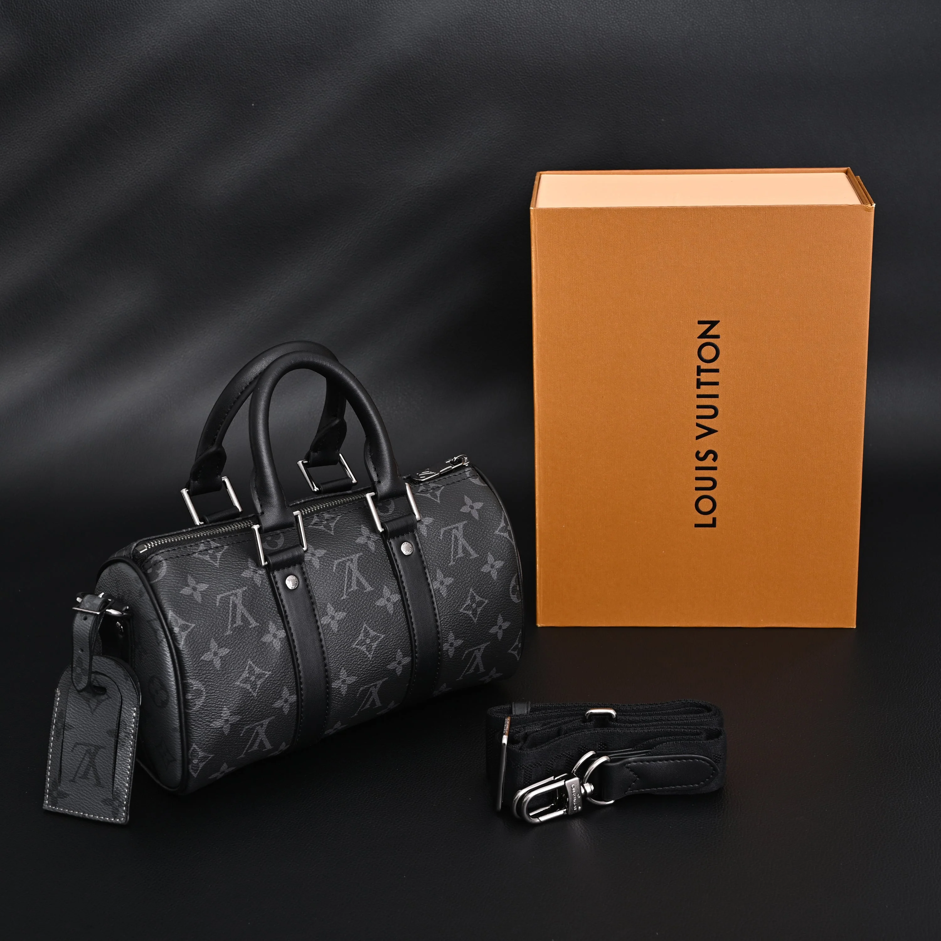 Louis Vuitton Keepall Bandoulière 50 – Monogram Eclipse Canvas