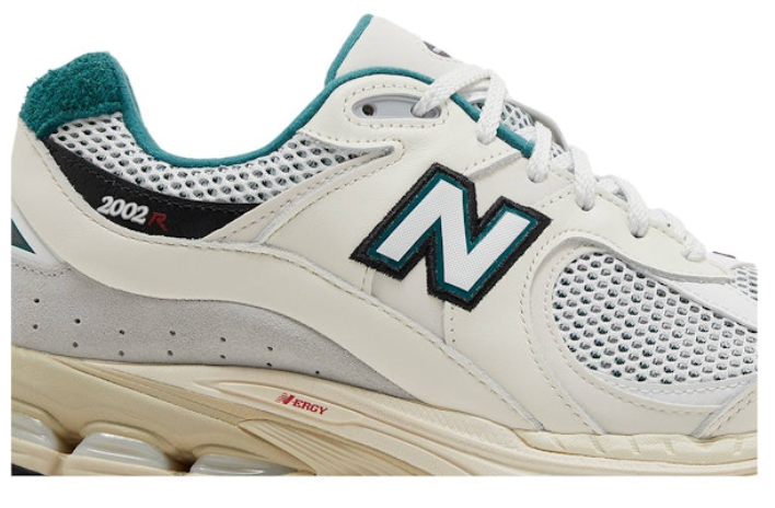 New Balance 2002R Nightwatch Green M2002RVD Casual Running Shoes