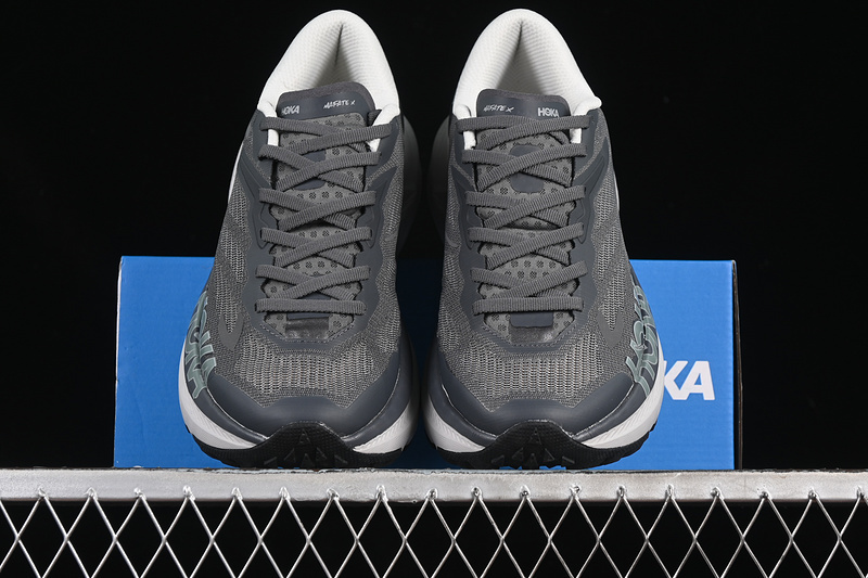 HOKA One One Mafate X