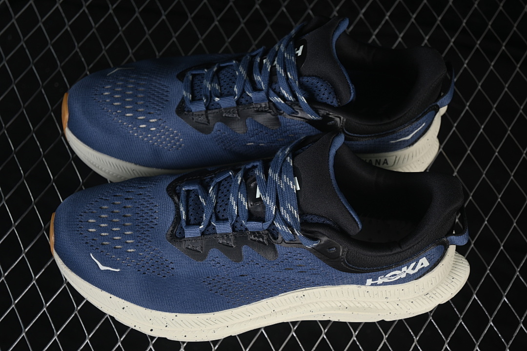 HOKA One One Kawana 2