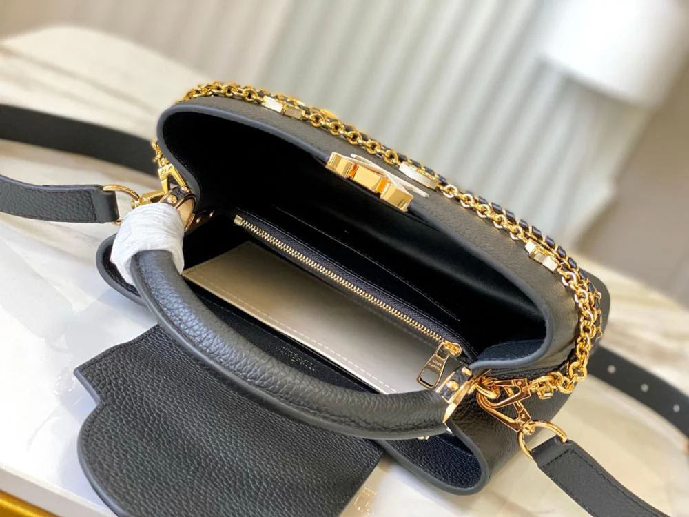 Louis Vuitton Capucines BB Bag