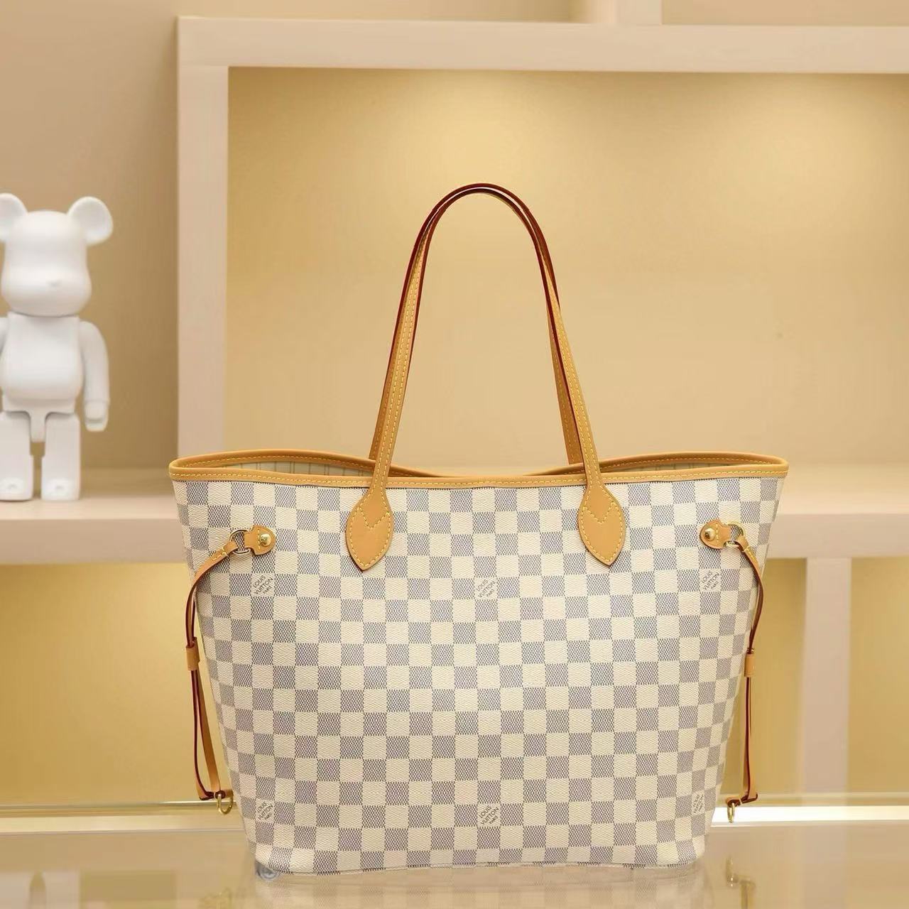 LV neverfull bag - cnluxepick