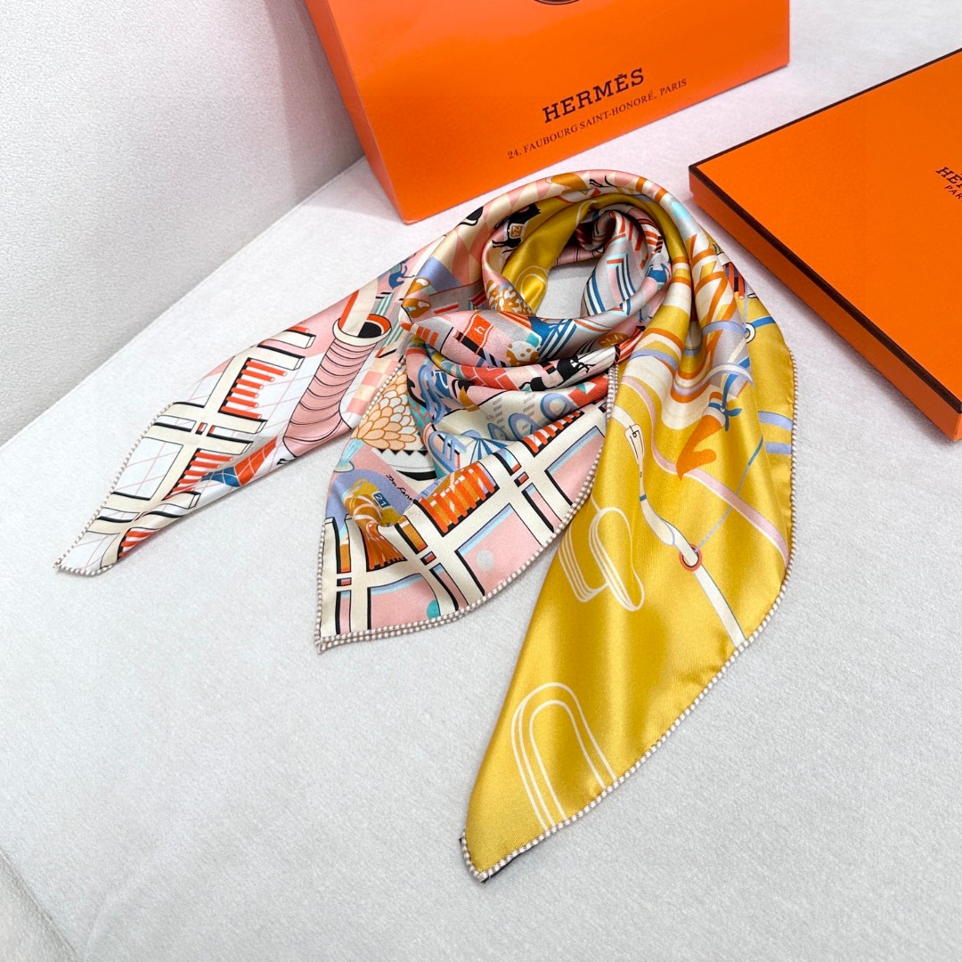 New Hermès Horse Club Scarf - cnluxepick