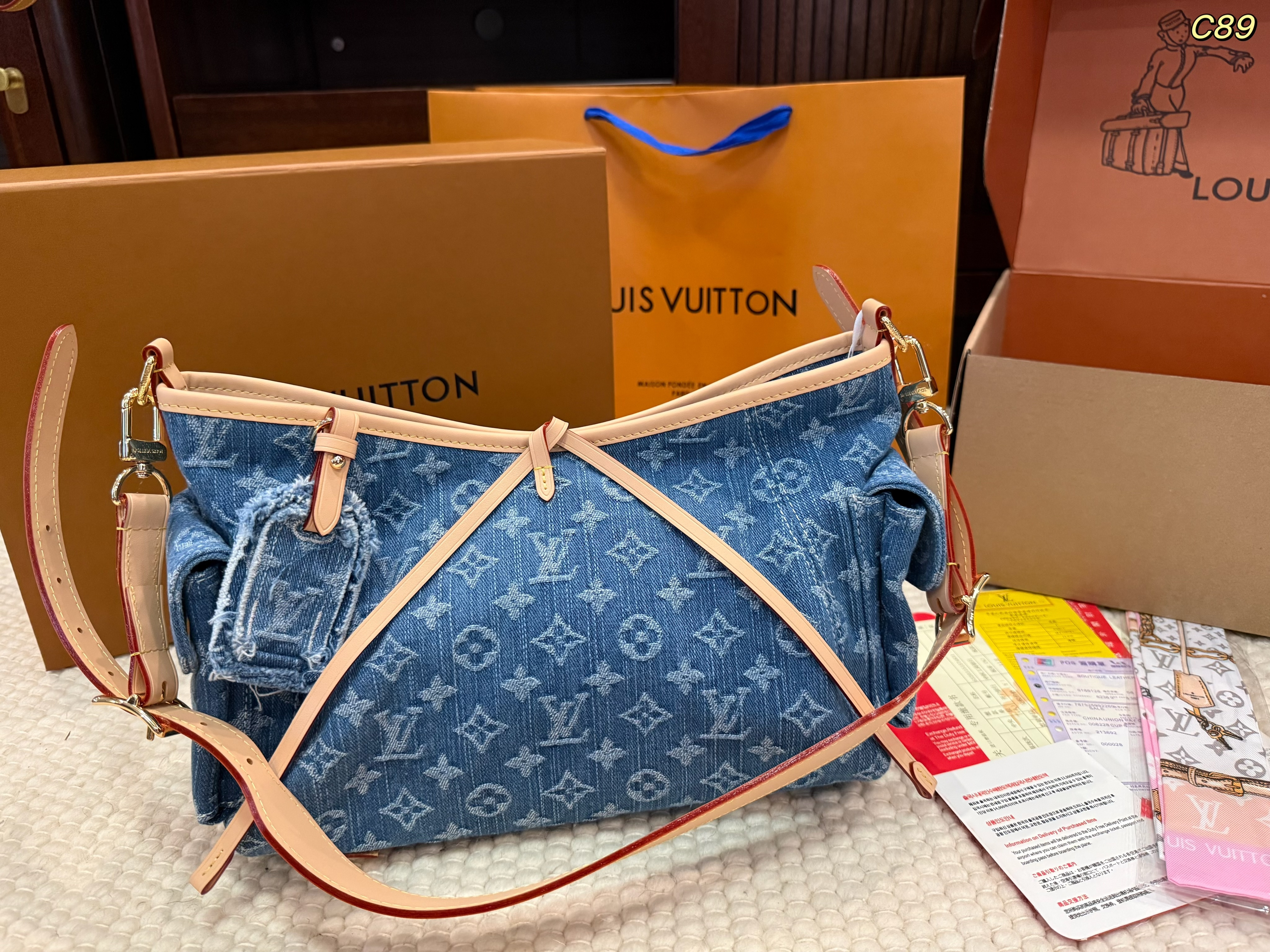 LV Denim Carryall Shoulder Bag - cnluxepick