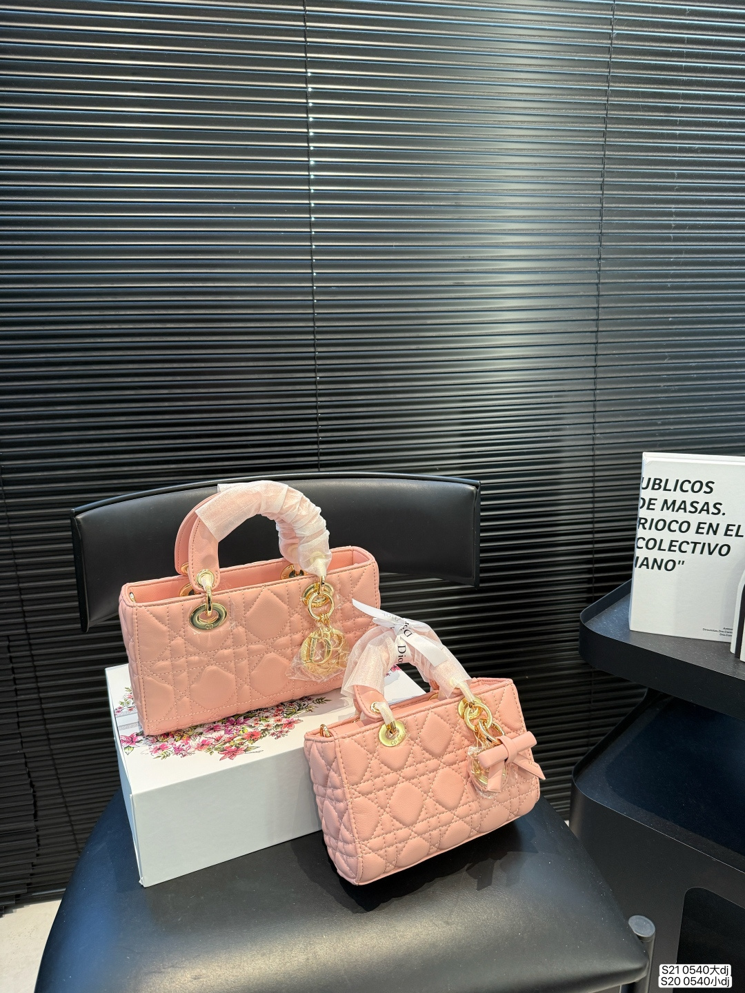 Dior horizontal Lady Dior bag - cnluxepick