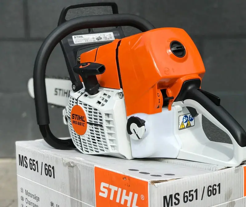 STIHL MS 661 C-M Professional Forestry Chainsaw – 32″ Bar, Advanced Combustion Technology and Ergonomic Design