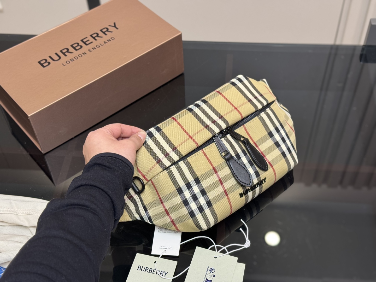Burberry fanny pack - cnluxepick