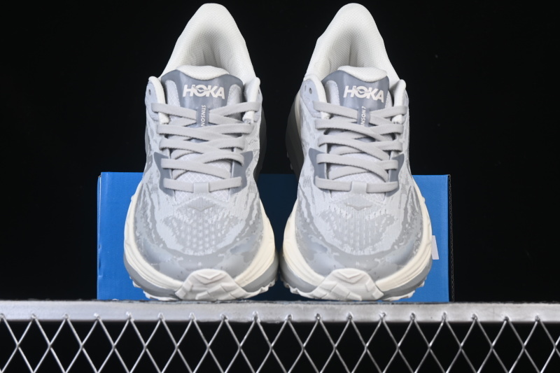 HOKA One One Stinson 7