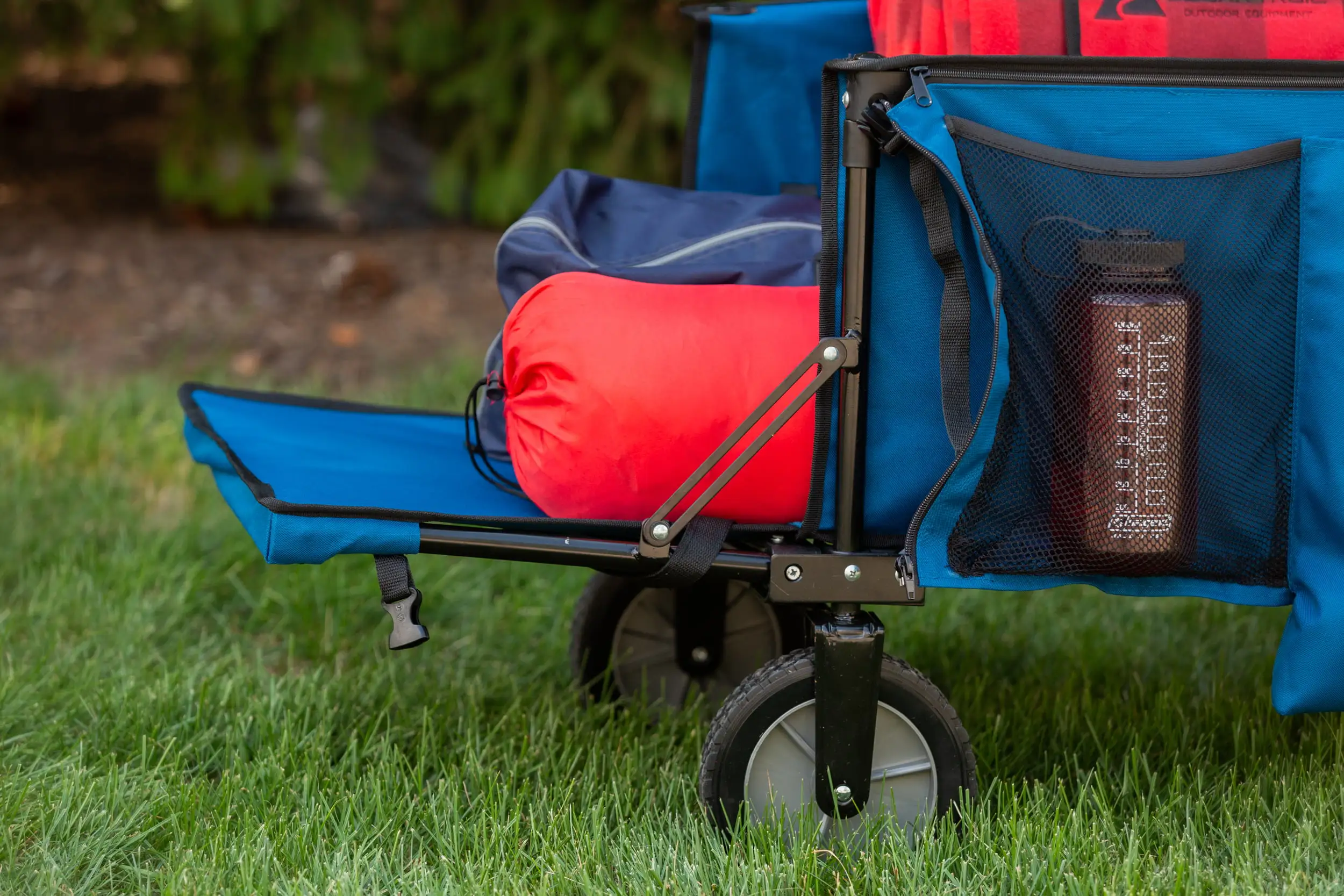 Ozark Trail Quad Folding Camp Wagon with Tailgate, Blue