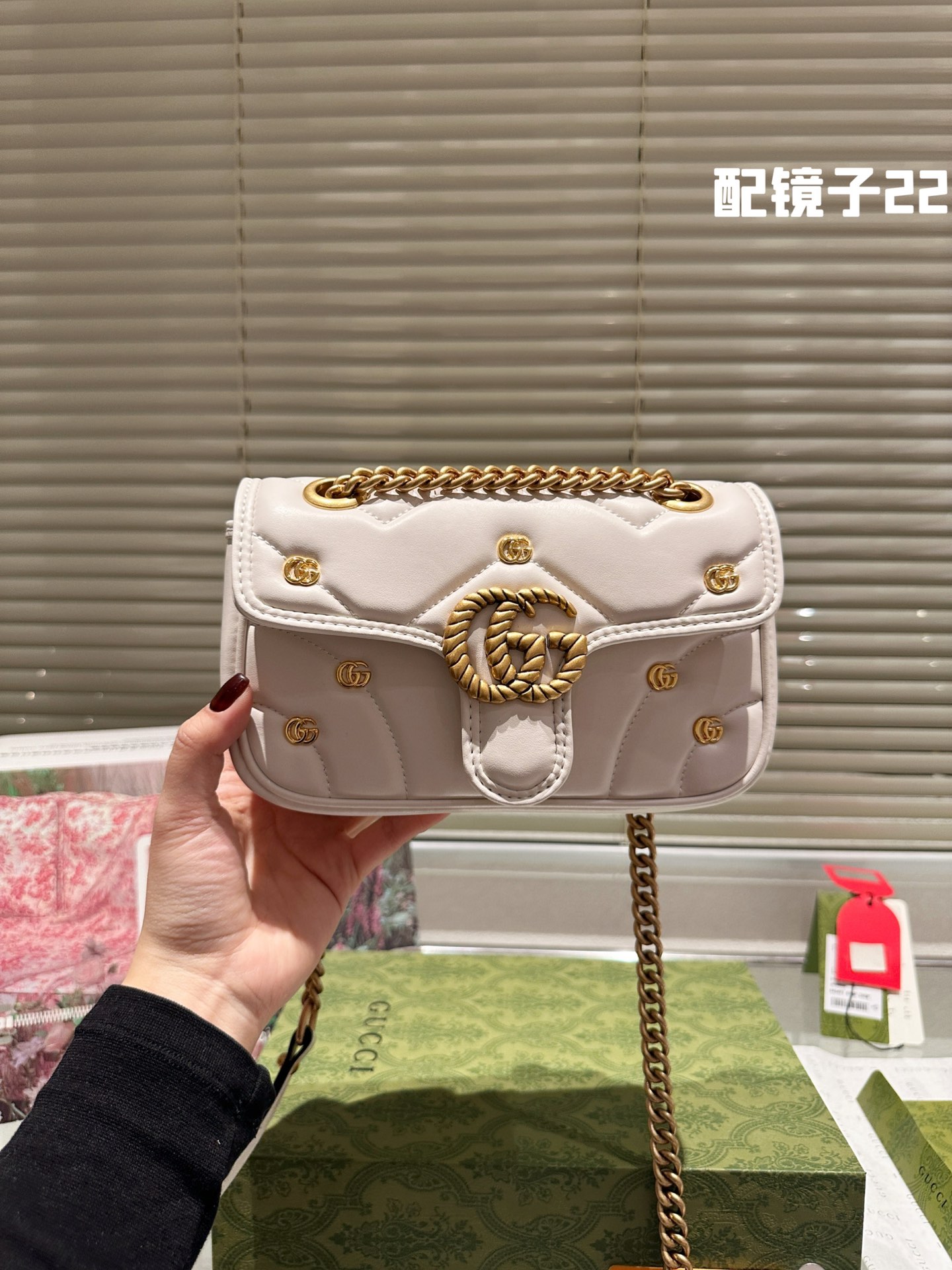 Gucci GG Marmont Shoulder Bag - cnluxepick