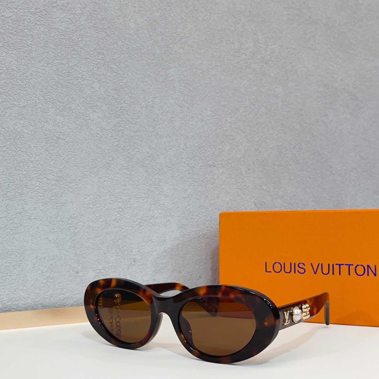 Lunettes de soleil ovales LV Charm - cnluxepick