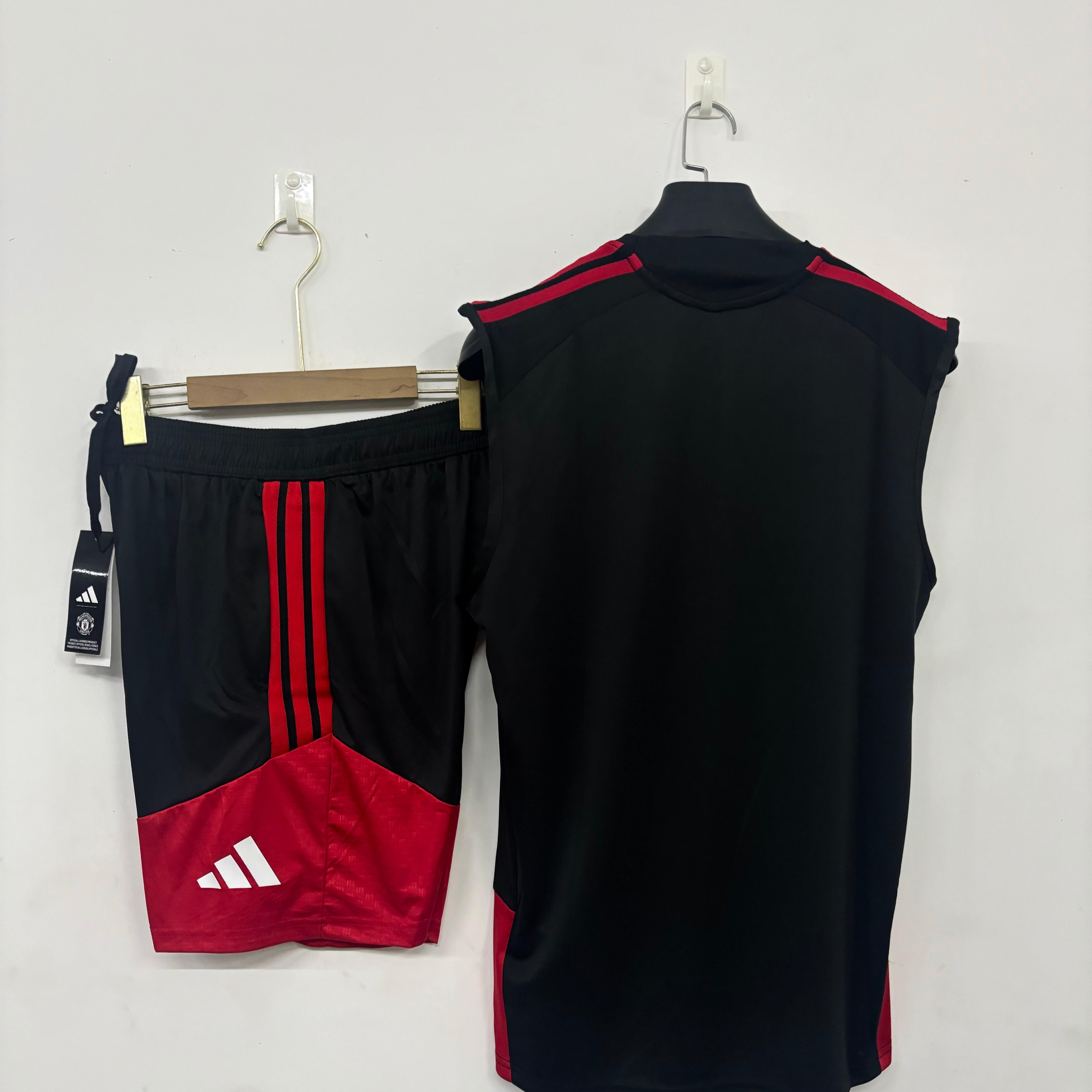 Man United 26/27 Training Black S-3XL