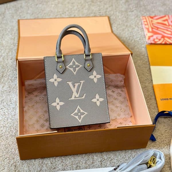 Louis Vuitton Petit Sac Plat Monogram Grey 17Cm