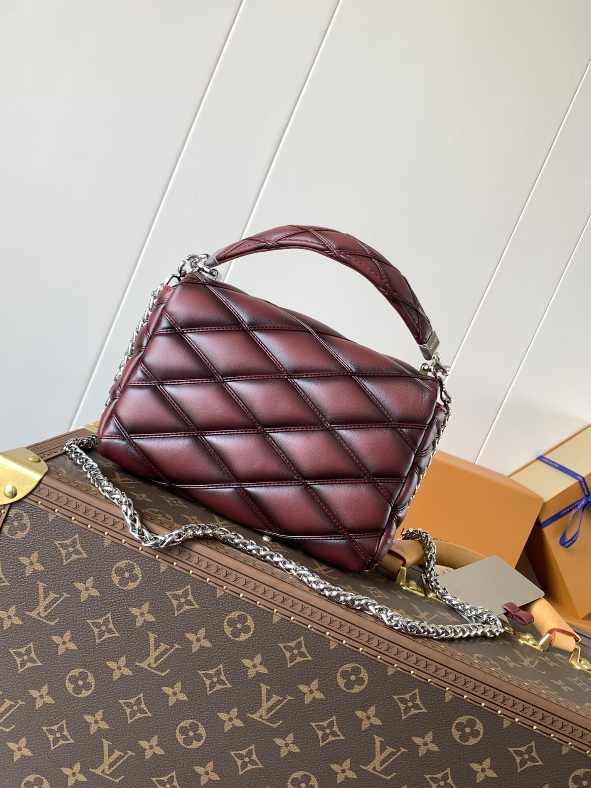 Lambskin Malletage GO-14 PM Bordeaux  M12567 - cnluxepick