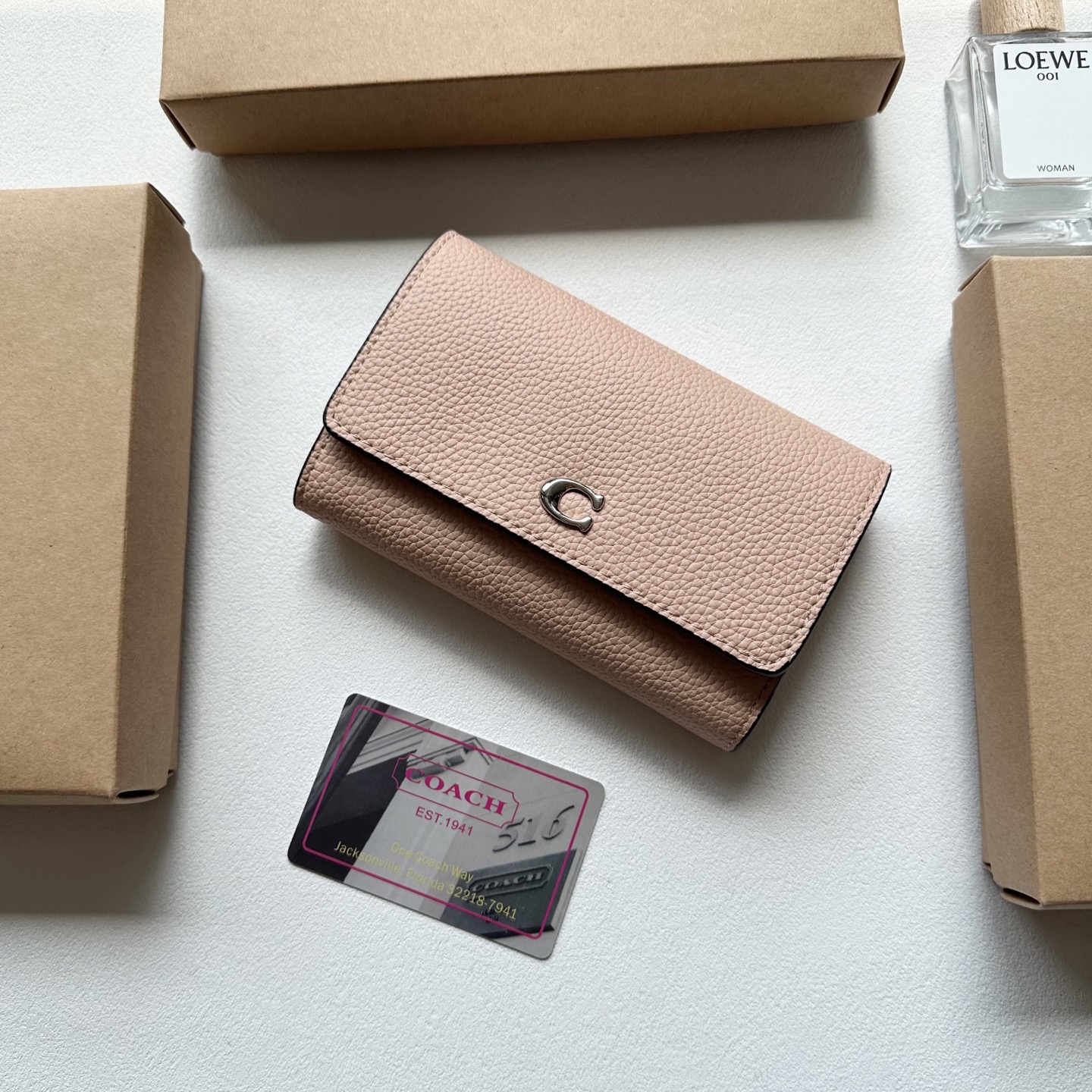 Coach Cowhide Wallet - cnluxepick