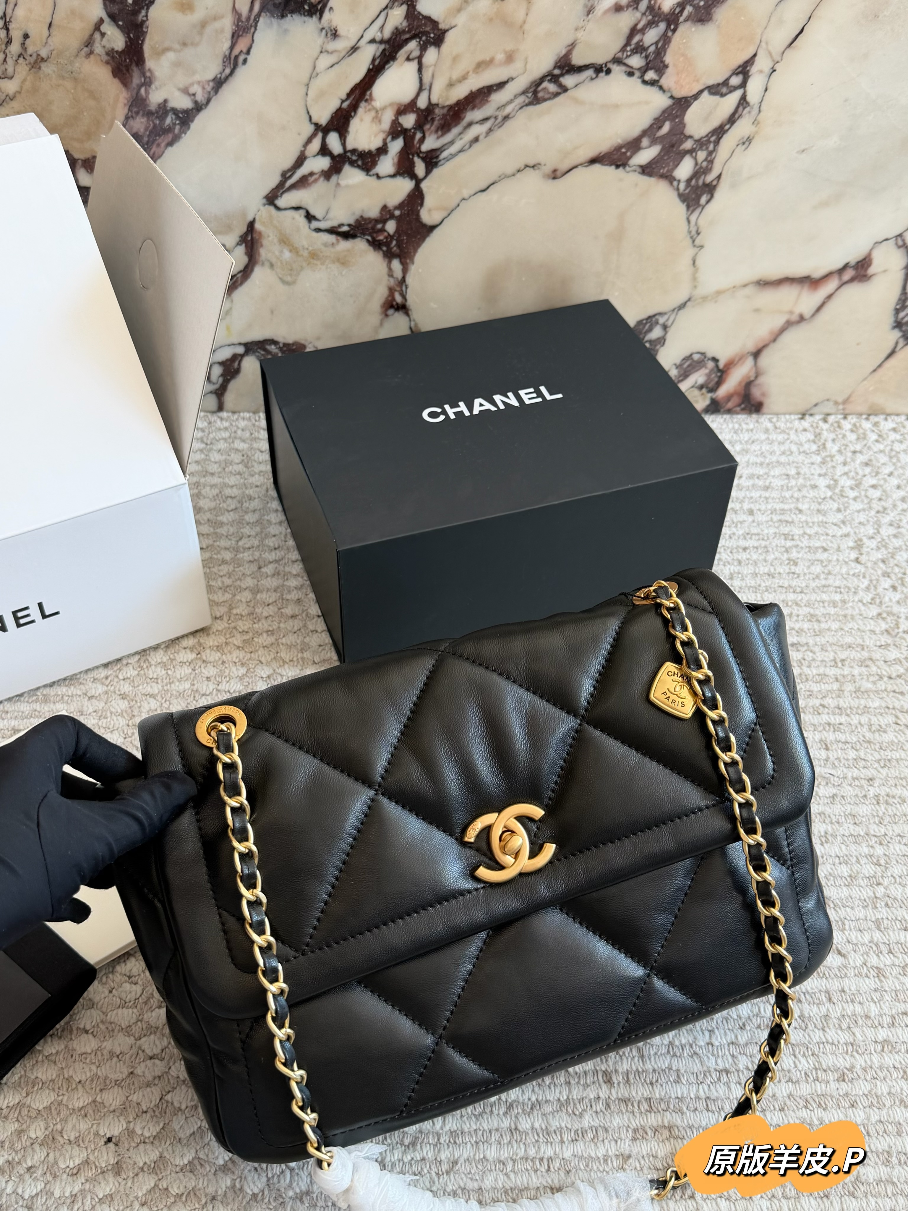 Chanel 25K Flap Bag - cnluxepick