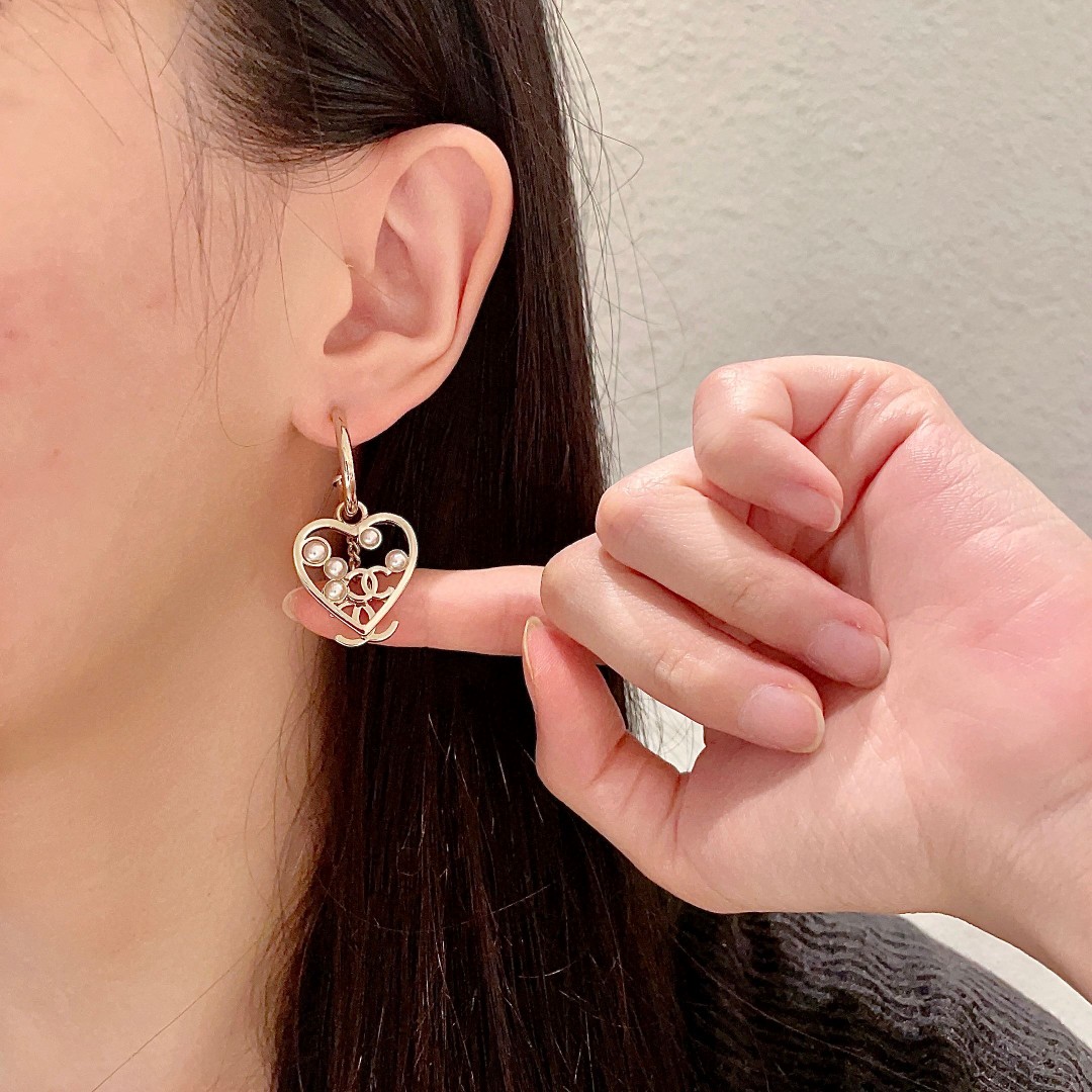 Chanel Double C Heart Earrings - cnluxepick