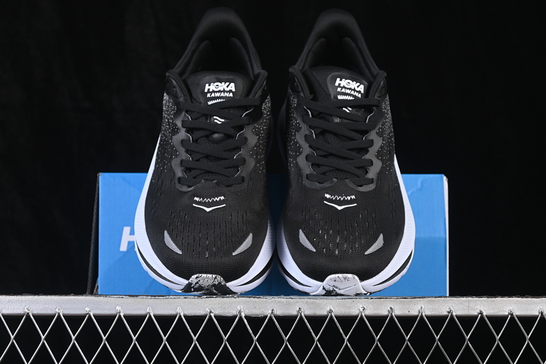 HOKA One One Kawana